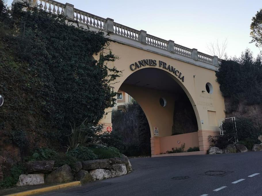 Appartement Renove, Piscine A Debordement, Vue Mer Cannes Kültér fotó